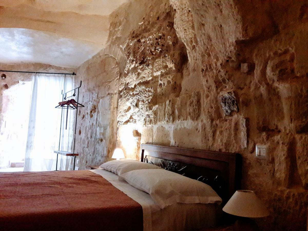 Cave Rooms Sassi Матера Экстерьер фото